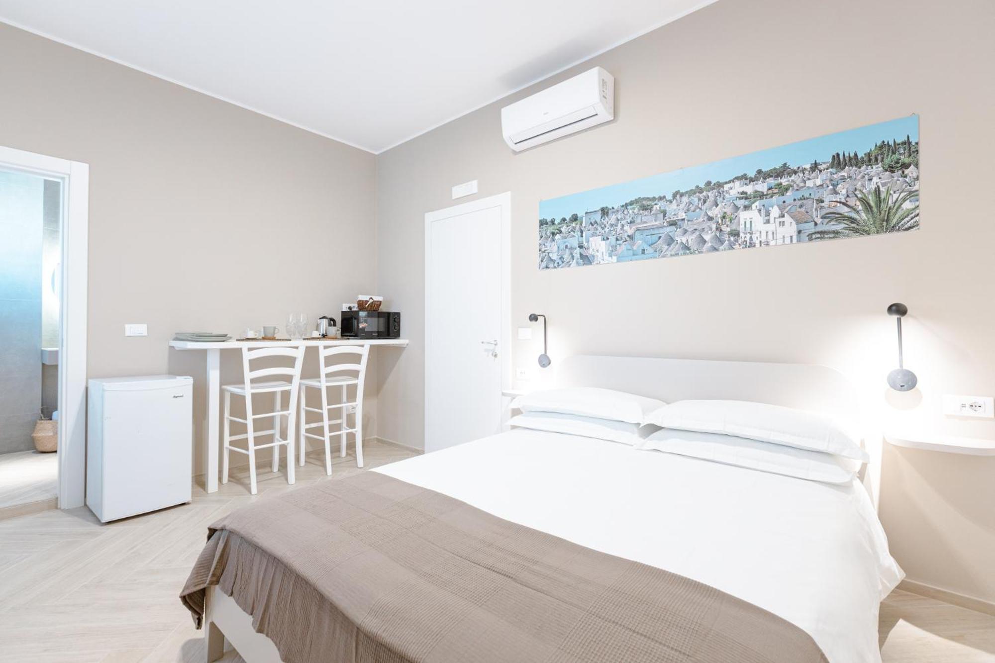 Three-Bedroom Apartment,1572865538:JPEG