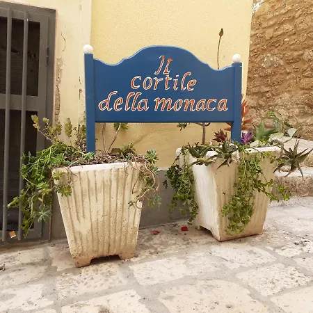 Il Cortile Della Monaca-3
