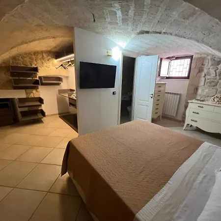 Handy Home-3